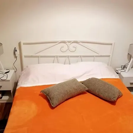 Apartment Elegant Central In *